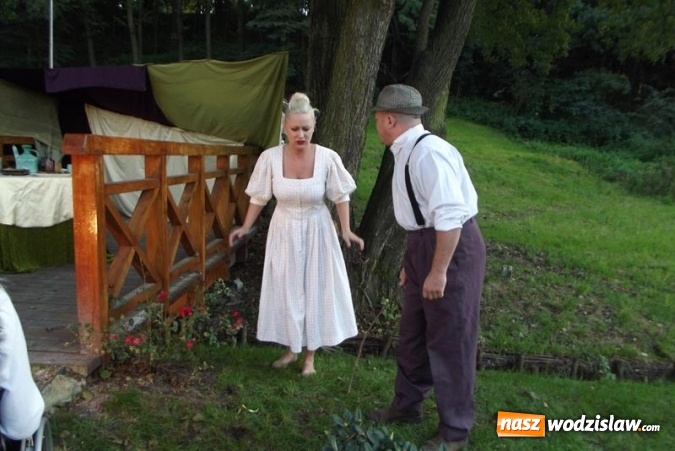 Zdjęcie w galerii na portalu naszwodzislaw.com: Spektakl teatralny z przesłaniem w mszańskim Parku Aktywnej Rekreacji wiadomości z regionu