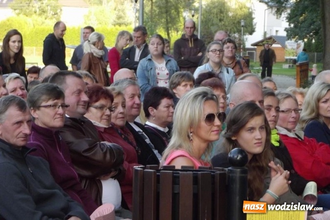 Zdjęcie w galerii na portalu naszwodzislaw.com: Spektakl teatralny z przesłaniem w mszańskim Parku Aktywnej Rekreacji wiadomości z regionu