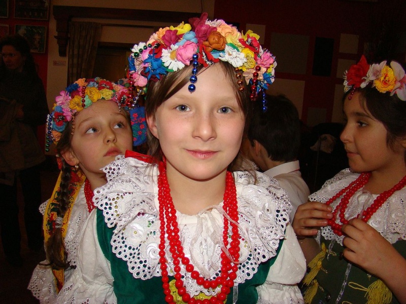 Zdjęcie w galerii na portalu naszwodzislaw.com: Wszyscy uczniowie na jednej scenie wiadomości z regionu