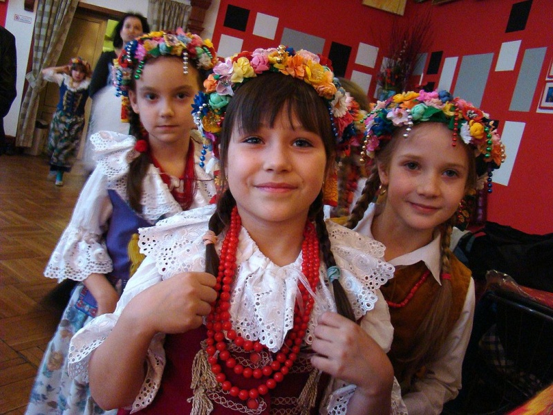 Zdjęcie w galerii na portalu naszwodzislaw.com: Wszyscy uczniowie na jednej scenie wiadomości z regionu