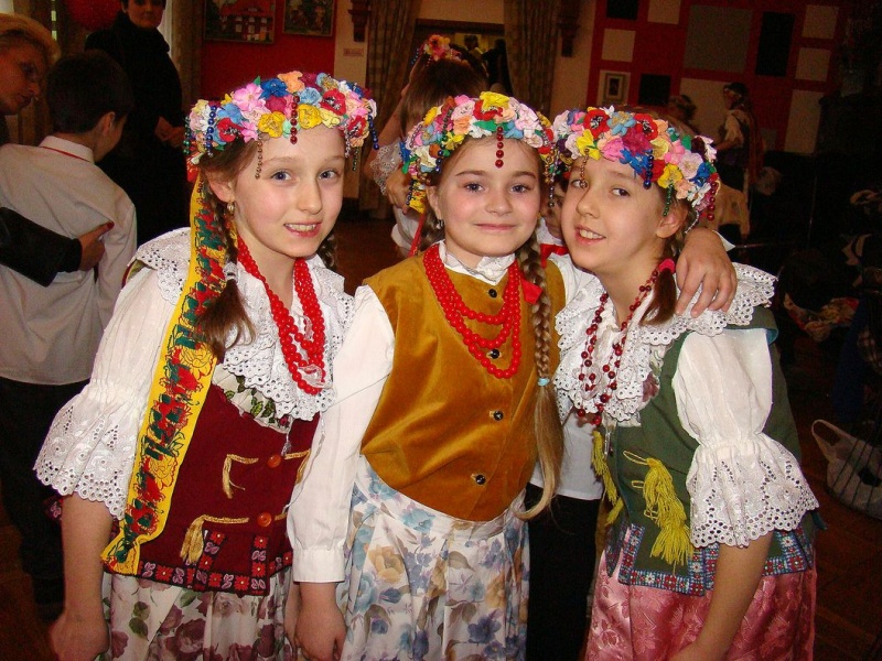 Zdjęcie w galerii na portalu naszwodzislaw.com: Wszyscy uczniowie na jednej scenie wiadomości z regionu