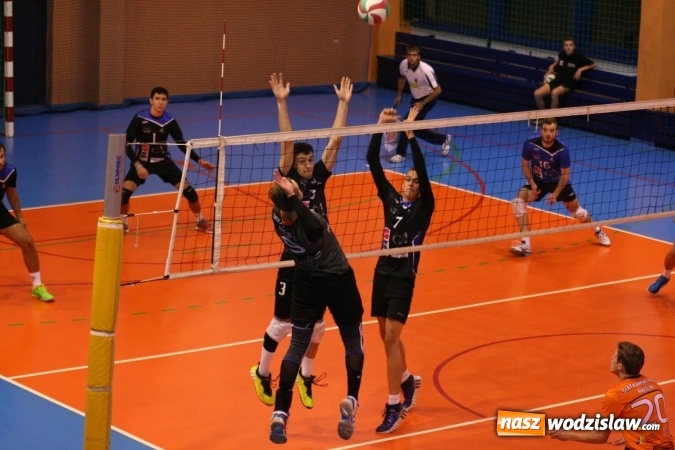 Zdjęcie w galerii na portalu naszwodzislaw.com: Zwycięstwo radlińskich siatkarzy  wiadomości z regionu