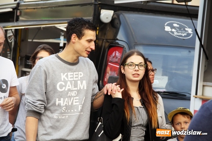 Zdjęcie w galerii na portalu naszwodzislaw.com: Trwa I Zlot Food Truck&oacute;w w Wodzisławiu Śląskim wiadomości z regionu