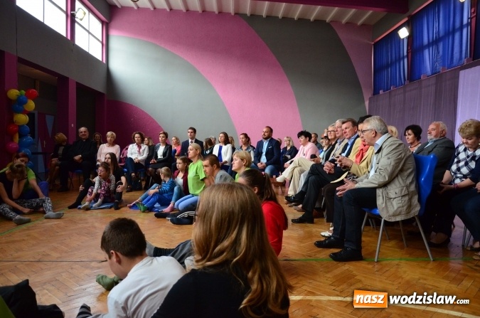 Zdjęcie w galerii na portalu naszwodzislaw.com: W G2 obchodzili Międzynarodowy Dzień Wolontariusza  wiadomości z regionu