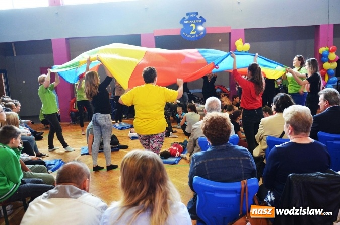 Zdjęcie w galerii na portalu naszwodzislaw.com: W G2 obchodzili Międzynarodowy Dzień Wolontariusza  wiadomości z regionu