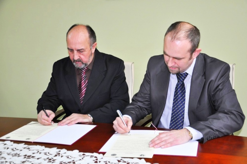 Zdjęcie w galerii na portalu naszwodzislaw.com: Szkoła z Rydułtów partnerem PWSZ wiadomości z regionu