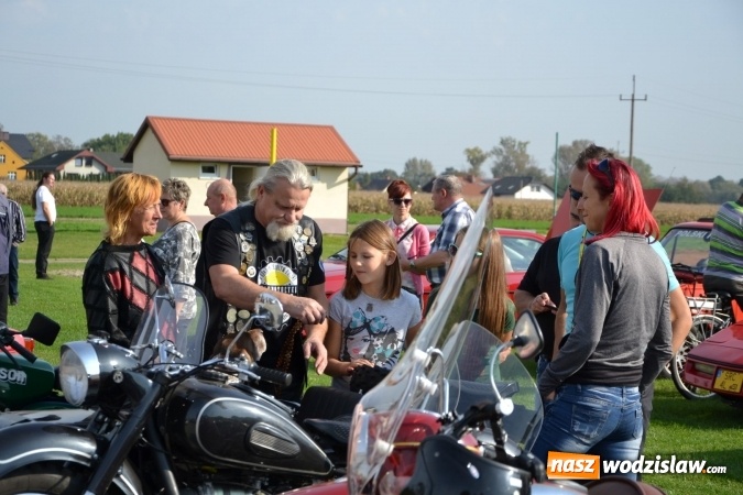 Zdjęcie w galerii na portalu naszwodzislaw.com: Oldtimery z naszego powiatu na zakończeniu sezonu motorowego w Zabełkowie wiadomości z regionu