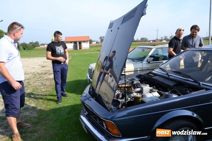 Zdjęcie w galerii na portalu naszwodzislaw.com: Oldtimery z naszego powiatu na zakończeniu sezonu motorowego w Zabełkowie wiadomości z regionu