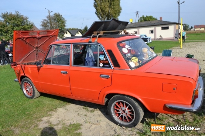 Zdjęcie w galerii na portalu naszwodzislaw.com: Oldtimery z naszego powiatu na zakończeniu sezonu motorowego w Zabełkowie wiadomości z regionu