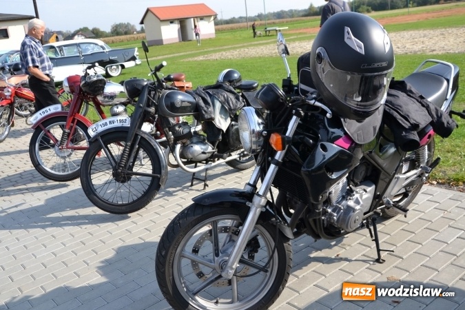 Zdjęcie w galerii na portalu naszwodzislaw.com: Oldtimery z naszego powiatu na zakończeniu sezonu motorowego w Zabełkowie wiadomości z regionu