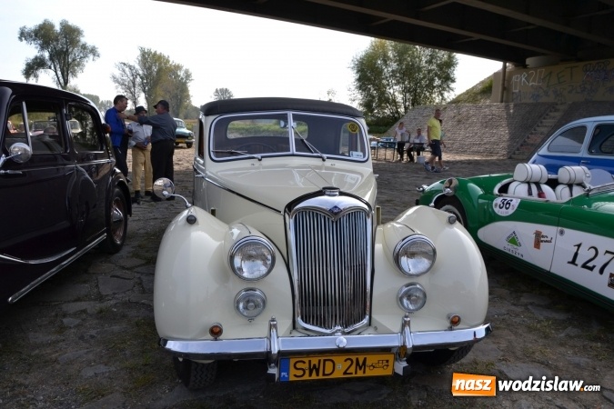 Zdjęcie w galerii na portalu naszwodzislaw.com: Oldtimery z naszego powiatu na zakończeniu sezonu motorowego w Zabełkowie wiadomości z regionu