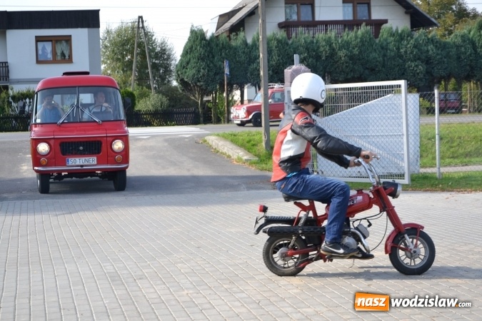 Zdjęcie w galerii na portalu naszwodzislaw.com: Oldtimery z naszego powiatu na zakończeniu sezonu motorowego w Zabełkowie wiadomości z regionu