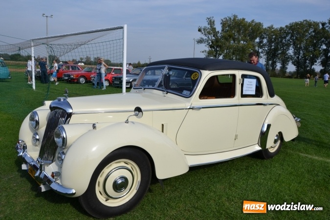 Zdjęcie w galerii na portalu naszwodzislaw.com: Oldtimery z naszego powiatu na zakończeniu sezonu motorowego w Zabełkowie wiadomości z regionu