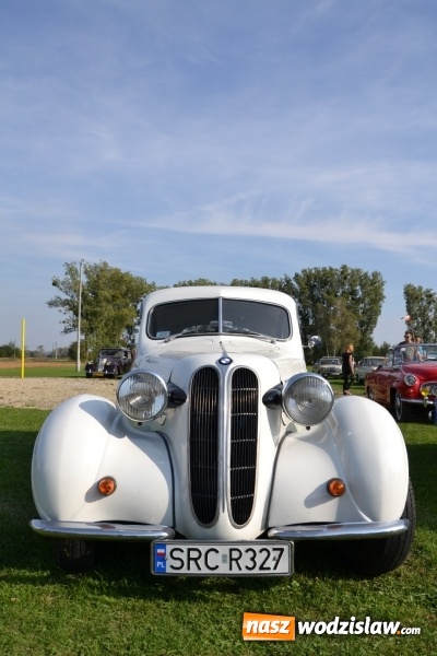 Zdjęcie w galerii na portalu naszwodzislaw.com: Oldtimery z naszego powiatu na zakończeniu sezonu motorowego w Zabełkowie wiadomości z regionu