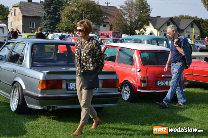 Zdjęcie w galerii na portalu naszwodzislaw.com: Oldtimery z naszego powiatu na zakończeniu sezonu motorowego w Zabełkowie wiadomości z regionu