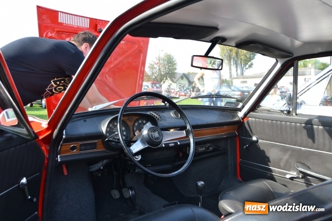 Zdjęcie w galerii na portalu naszwodzislaw.com: Oldtimery z naszego powiatu na zakończeniu sezonu motorowego w Zabełkowie wiadomości z regionu