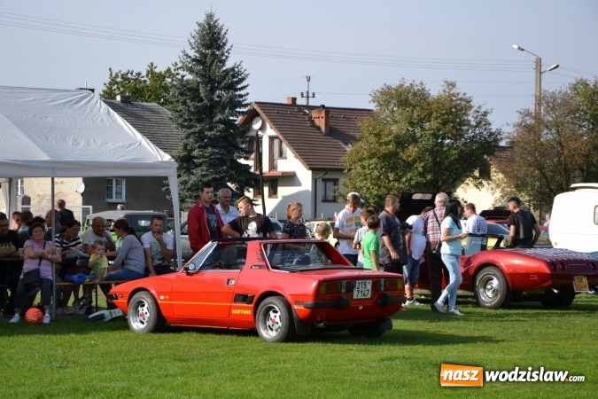 Zdjęcie w galerii na portalu naszwodzislaw.com: Oldtimery z naszego powiatu na zakończeniu sezonu motorowego w Zabełkowie wiadomości z regionu