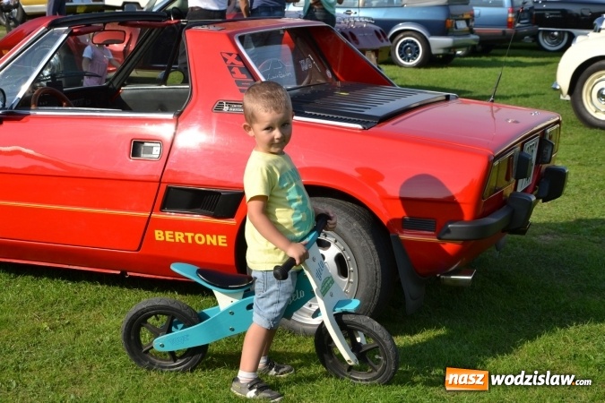 Zdjęcie w galerii na portalu naszwodzislaw.com: Oldtimery z naszego powiatu na zakończeniu sezonu motorowego w Zabełkowie wiadomości z regionu