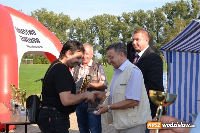 Zdjęcie w galerii na portalu naszwodzislaw.com: Oldtimery z naszego powiatu na zakończeniu sezonu motorowego w Zabełkowie wiadomości z regionu