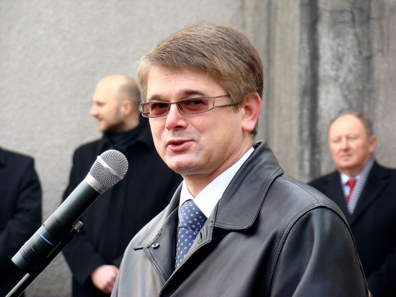 Zdjęcie w galerii na portalu naszwodzislaw.com: Burmistrz Newy 10 metrów nad ziemią wiadomości z regionu