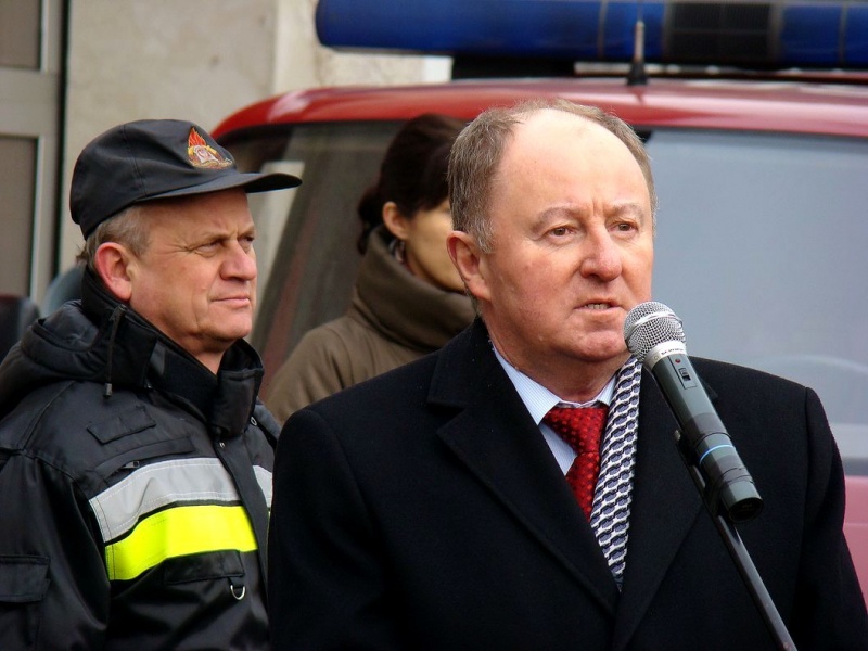 Zdjęcie w galerii na portalu naszwodzislaw.com: Burmistrz Newy 10 metrów nad ziemią wiadomości z regionu