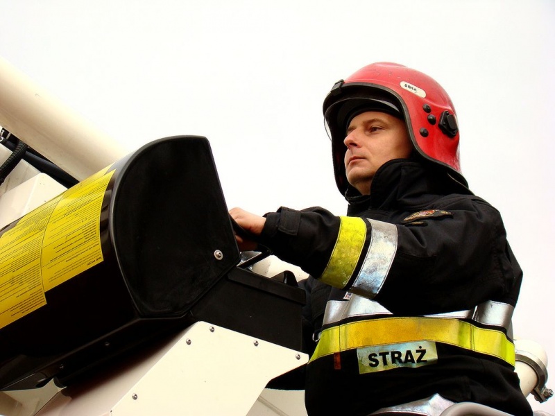 Zdjęcie w galerii na portalu naszwodzislaw.com: Burmistrz Newy 10 metrów nad ziemią wiadomości z regionu