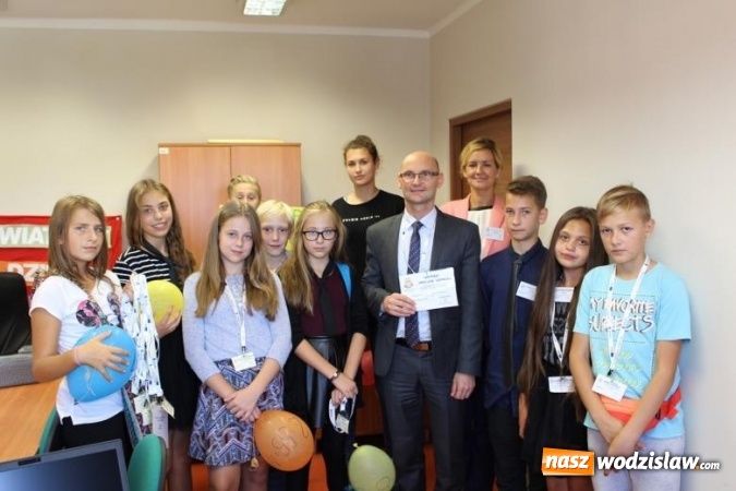 Zdjęcie w galerii na portalu naszwodzislaw.com: Uczniowie ZS nr 3 w Wodzisławiu Śl. kolejny już raz włączyli się czynnie w obchody Światowego Dnia Tabliczki Mnożenia wiadomości z regionu