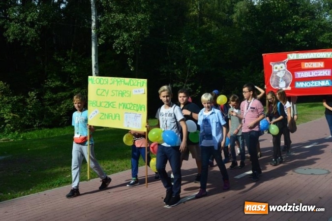 Zdjęcie w galerii na portalu naszwodzislaw.com: Uczniowie ZS nr 3 w Wodzisławiu Śl. kolejny już raz włączyli się czynnie w obchody Światowego Dnia Tabliczki Mnożenia wiadomości z regionu