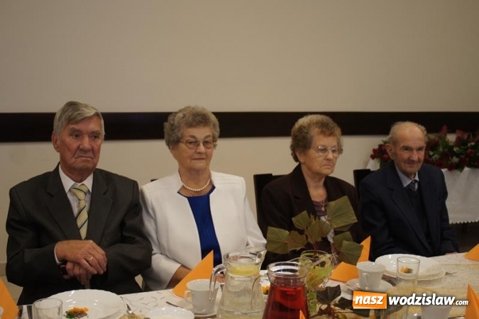 Zdjęcie w galerii na portalu naszwodzislaw.com: Pary małżeńskie z 50-letnim i 60-letnim stażem odebrały medale wiadomości z regionu
