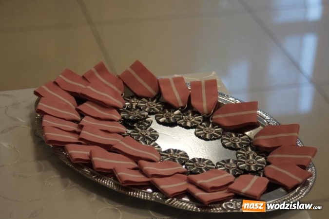 Zdjęcie w galerii na portalu naszwodzislaw.com: Pary małżeńskie z 50-letnim i 60-letnim stażem odebrały medale wiadomości z regionu