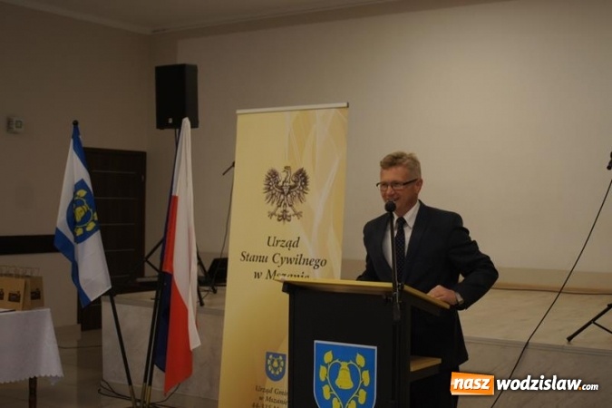 Zdjęcie w galerii na portalu naszwodzislaw.com: Pary małżeńskie z 50-letnim i 60-letnim stażem odebrały medale wiadomości z regionu