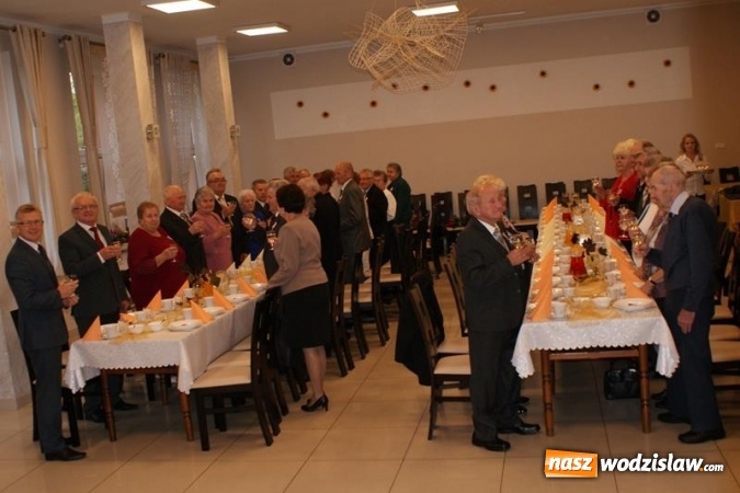 Zdjęcie w galerii na portalu naszwodzislaw.com: Pary małżeńskie z 50-letnim i 60-letnim stażem odebrały medale wiadomości z regionu