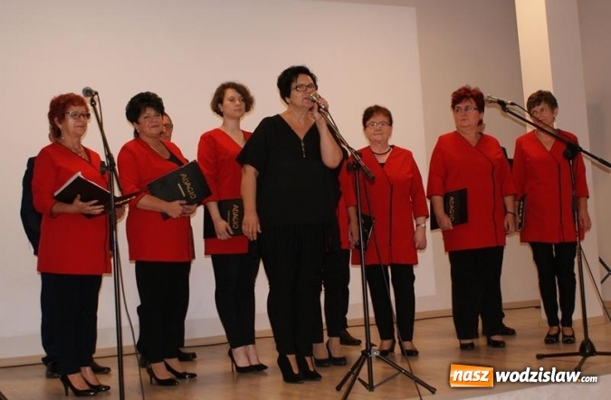 Zdjęcie w galerii na portalu naszwodzislaw.com: Pary małżeńskie z 50-letnim i 60-letnim stażem odebrały medale wiadomości z regionu