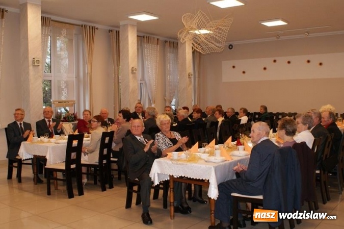 Zdjęcie w galerii na portalu naszwodzislaw.com: Pary małżeńskie z 50-letnim i 60-letnim stażem odebrały medale wiadomości z regionu