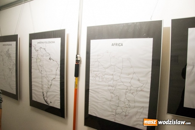 Zdjęcie w galerii na portalu naszwodzislaw.com: Pani zabija pana, czyli mrożąca krew w żyłach impreza w Rodzinnym Parku Rozrywki wiadomości z regionu