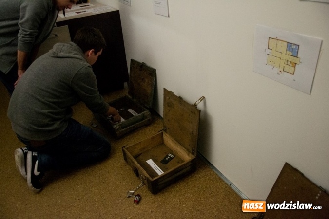 Zdjęcie w galerii na portalu naszwodzislaw.com: Pani zabija pana, czyli mrożąca krew w żyłach impreza w Rodzinnym Parku Rozrywki wiadomości z regionu