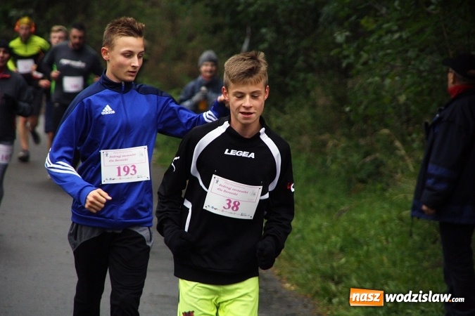 Zdjęcie w galerii na portalu naszwodzislaw.com: Pobiegli po zdrowie&nbsp;Bereniki. Udało się zebrać około 8 tys. zł wiadomości z regionu