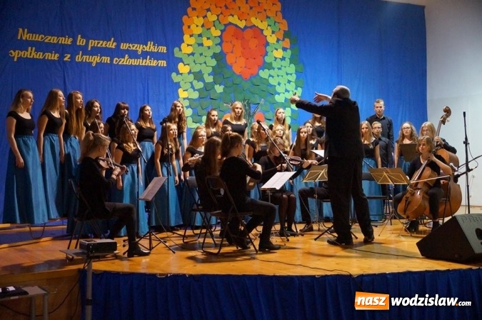 Zdjęcie w galerii na portalu naszwodzislaw.com: Wodzisław Śląski świętował Dzień Edukacji Narodowej wiadomości z regionu