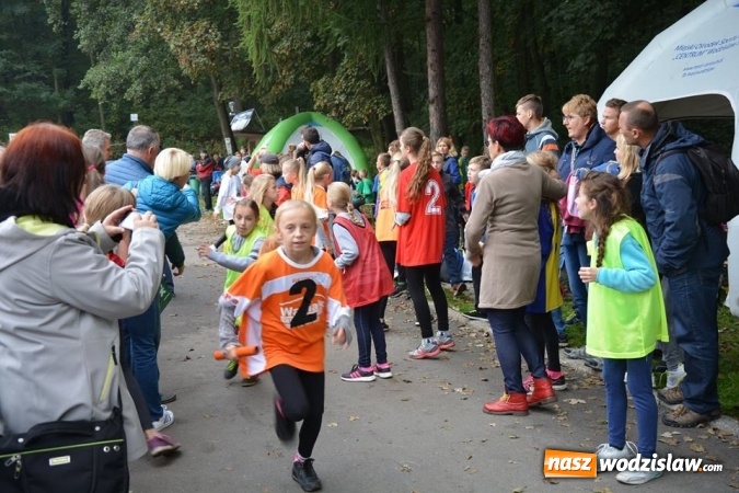 Zdjęcie w galerii na portalu naszwodzislaw.com: Powiatowe Sztafetowe Biegi Przełajowe wiadomości z regionu