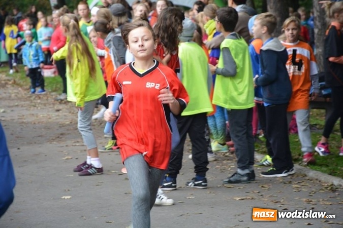 Zdjęcie w galerii na portalu naszwodzislaw.com: Powiatowe Sztafetowe Biegi Przełajowe wiadomości z regionu