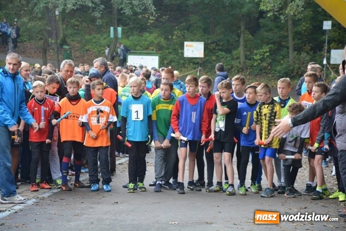 Zdjęcie w galerii na portalu naszwodzislaw.com: Powiatowe Sztafetowe Biegi Przełajowe wiadomości z regionu
