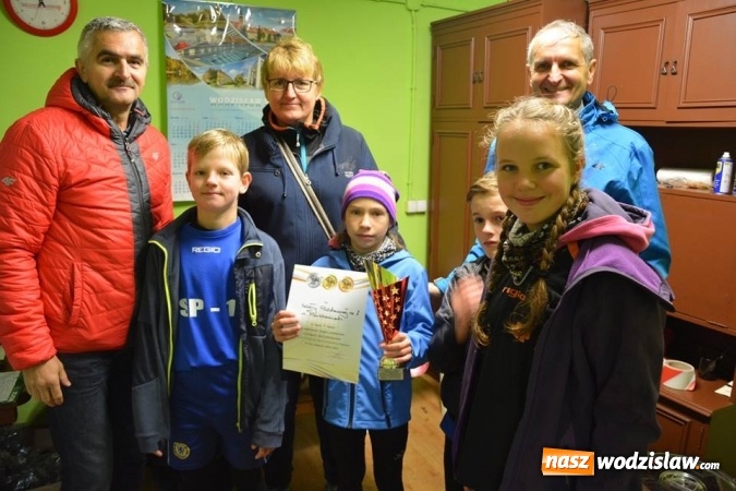 Zdjęcie w galerii na portalu naszwodzislaw.com: Powiatowe Sztafetowe Biegi Przełajowe wiadomości z regionu
