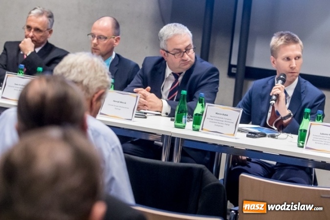Zdjęcie w galerii na portalu naszwodzislaw.com: Nie ma Śląska bez Odry - panel na temat przyszłości transportu wodnego na zakończenie VI Kongresu Małej i Średniej Przedsiębiorczości wiadomości z regionu