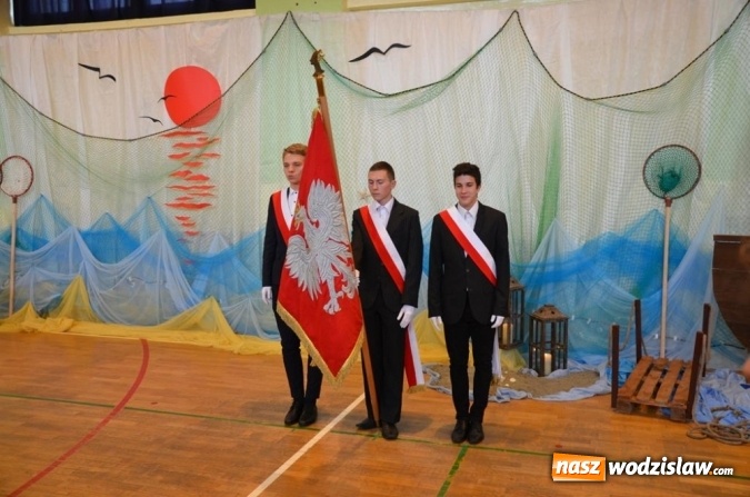 Zdjęcie w galerii na portalu naszwodzislaw.com: W powiecie uczczono Dzień Edukacji Narodowej wiadomości z regionu