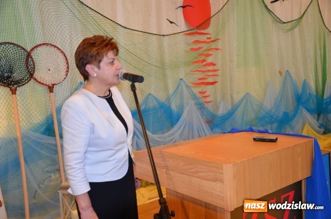 Zdjęcie w galerii na portalu naszwodzislaw.com: W powiecie uczczono Dzień Edukacji Narodowej wiadomości z regionu