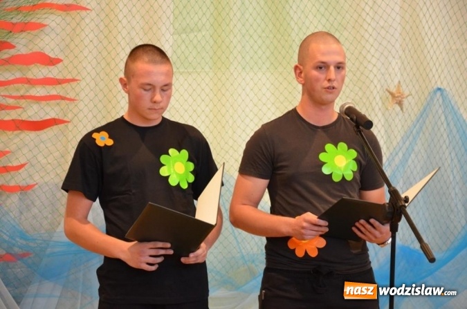 Zdjęcie w galerii na portalu naszwodzislaw.com: W powiecie uczczono Dzień Edukacji Narodowej wiadomości z regionu