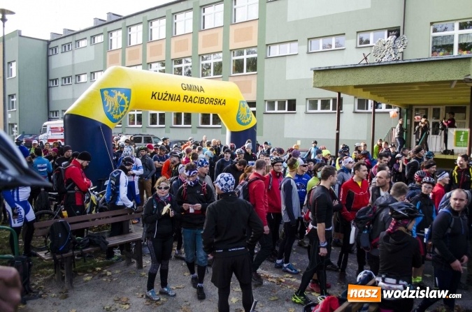 Zdjęcie w galerii na portalu naszwodzislaw.com: Śmiałkowie ruszyli na trasę Silesia Race 2016  wiadomości z regionu