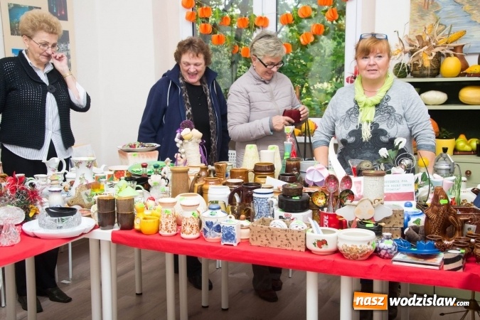 Zdjęcie w galerii na portalu naszwodzislaw.com: Seniorzy z Rydułtów pomogli swojej nauczycielce  wiadomości z regionu