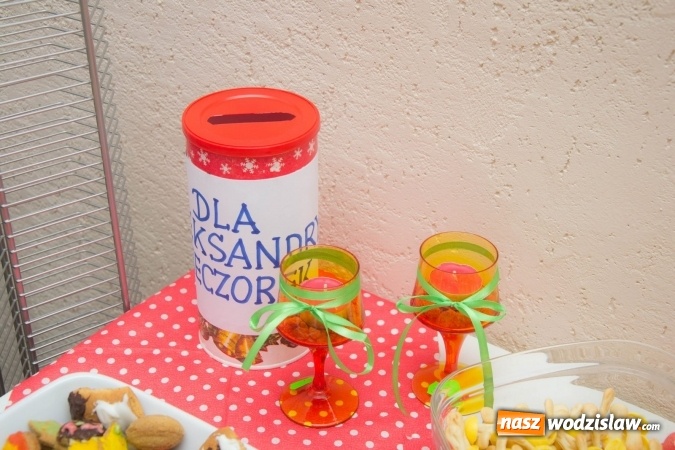 Zdjęcie w galerii na portalu naszwodzislaw.com: Seniorzy z Rydułtów pomogli swojej nauczycielce  wiadomości z regionu