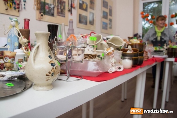 Zdjęcie w galerii na portalu naszwodzislaw.com: Seniorzy z Rydułtów pomogli swojej nauczycielce  wiadomości z regionu